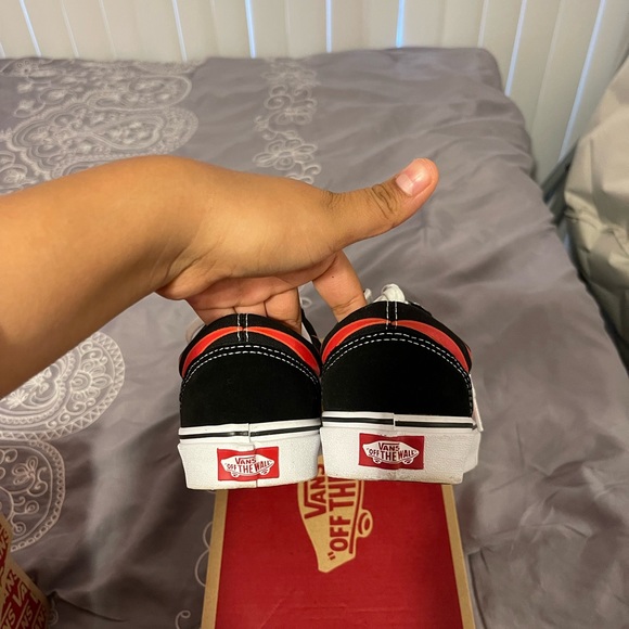 Vans Old Skool Flames Shoes - Picture 4 of 8